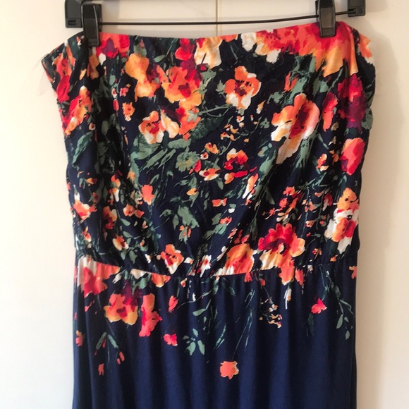 Long Navy Floral Dress - Size XL - Picture 2 of 6